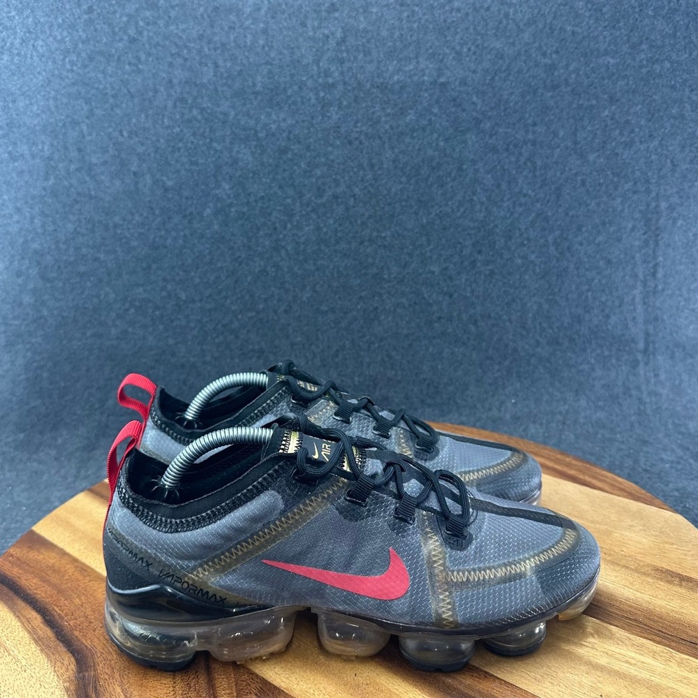 Nike Air Vapormax 2019 Women's Size 8 Black Metallic Gold Shoes CU4872-001